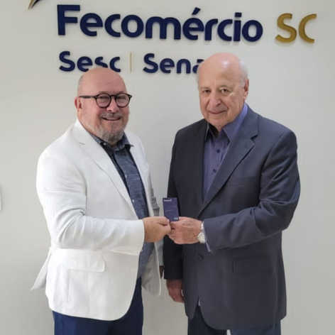 Consolidação da parceria com feita pelos Presidente da Personal Card, Deny Resende e Presidente da Fecomércio/SC, Helio Dagnoni.